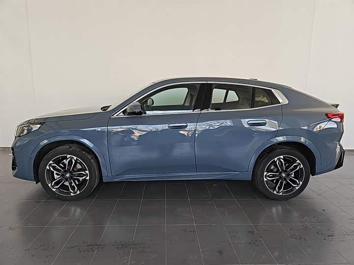 BMW X2 2025 2025款 sDrive25i M运动套装