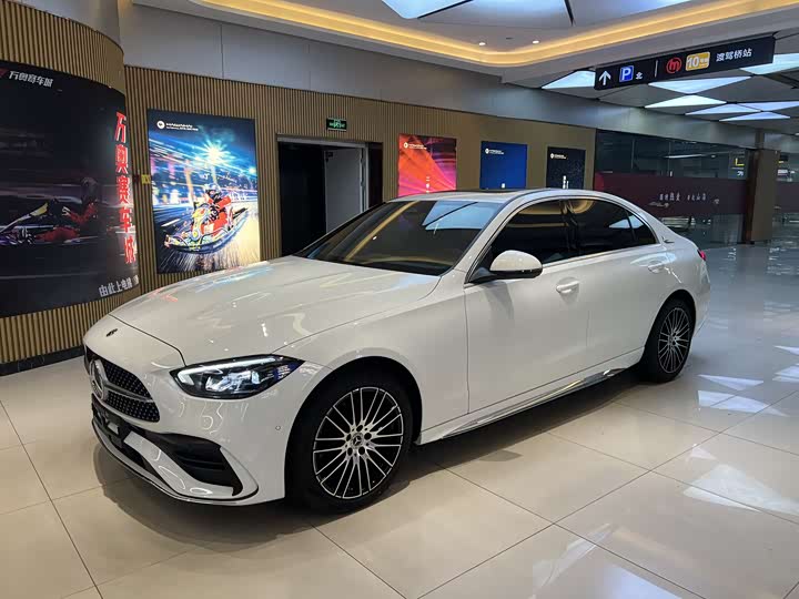 Фото 1 - Mercedes-Benz C-Class