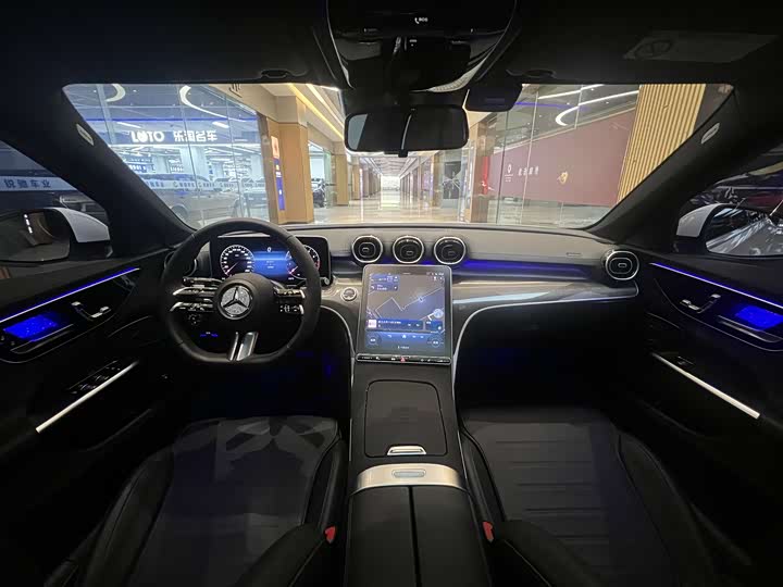 Фото 5 - Mercedes-Benz C-Class