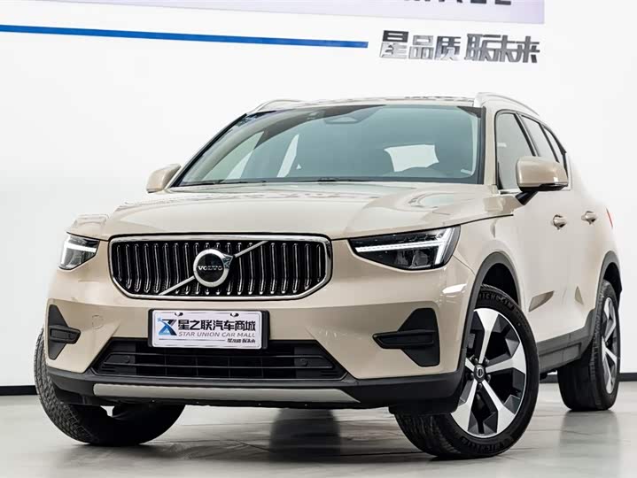 Volvo XC40 2024 2024款 B4 四驱智远豪华版
