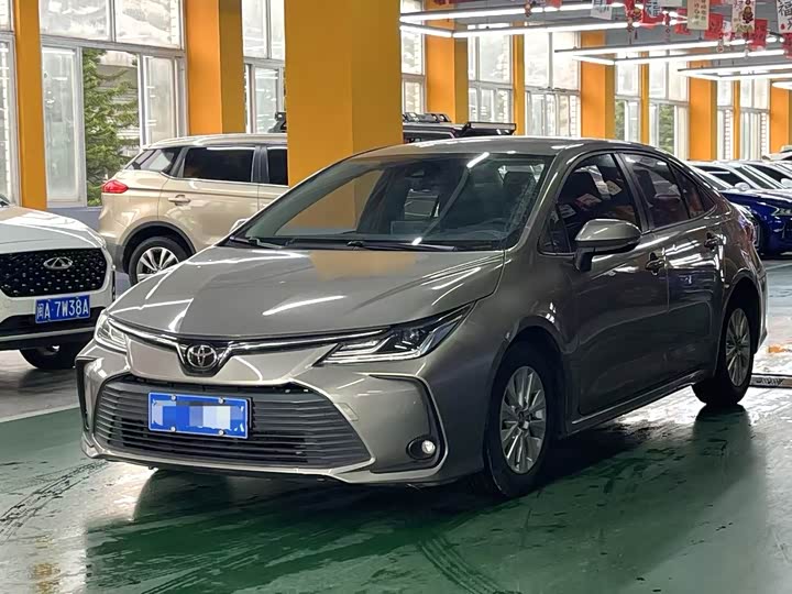Photo 3 - Toyota Corolla