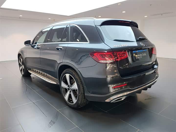 Zdjęcie 5 - Mercedes-Benz GLC-Class