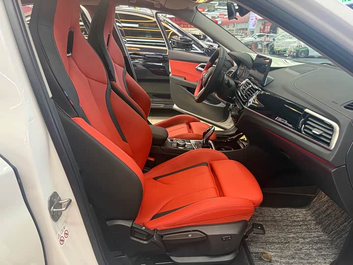 Фото 9 - BMW 1 Series