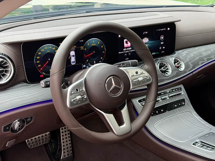 Zdjęcie 3 - Mercedes-Benz CLS-Class