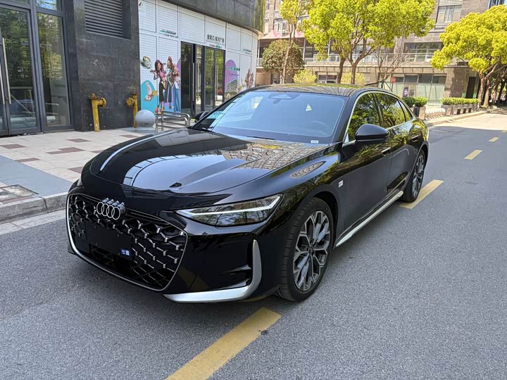 Photo 2 - Audi A6L