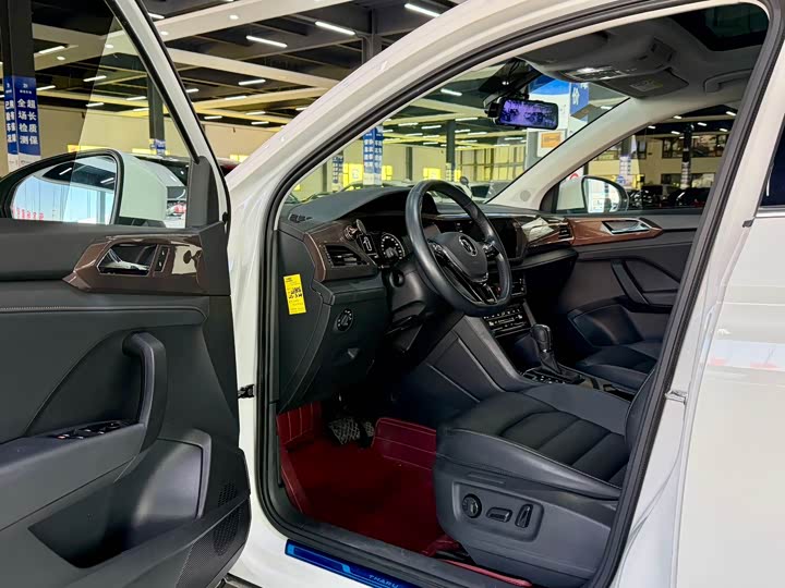 Volkswagen Tharu 2021 2021款 280TSI 两驱豪华版
