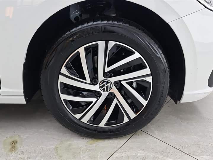 Фото 6 - Volkswagen Lavida