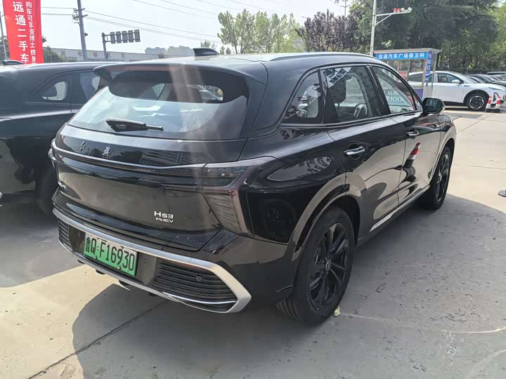 2025 Hongqi HS3 Hybrid