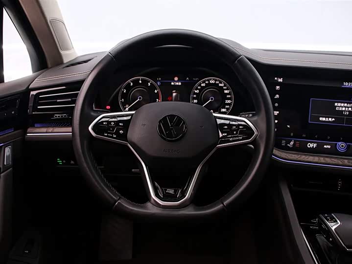 Volkswagen Touareg 2022 2022款 3.0TSI 锐享版 曜黑运动套装