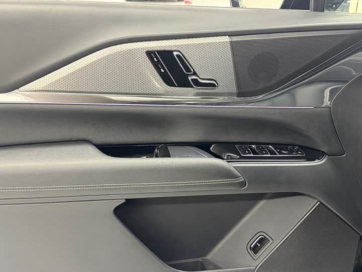 Cadillac XT5 2025 2025款 2.0T 豪华型