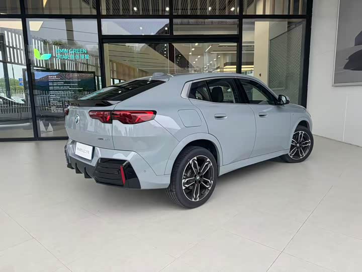 BMW X2 2025 2025款 sDrive25i M运动套装