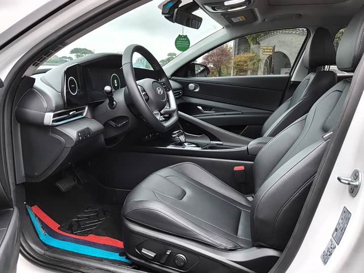 Фото 3 - Hyundai Elantra N line
