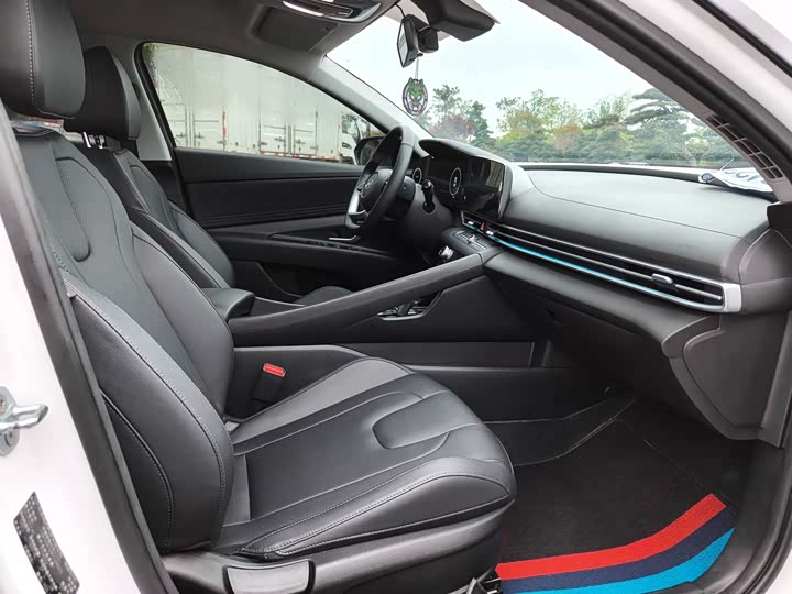 Фото 6 - Hyundai Elantra N line