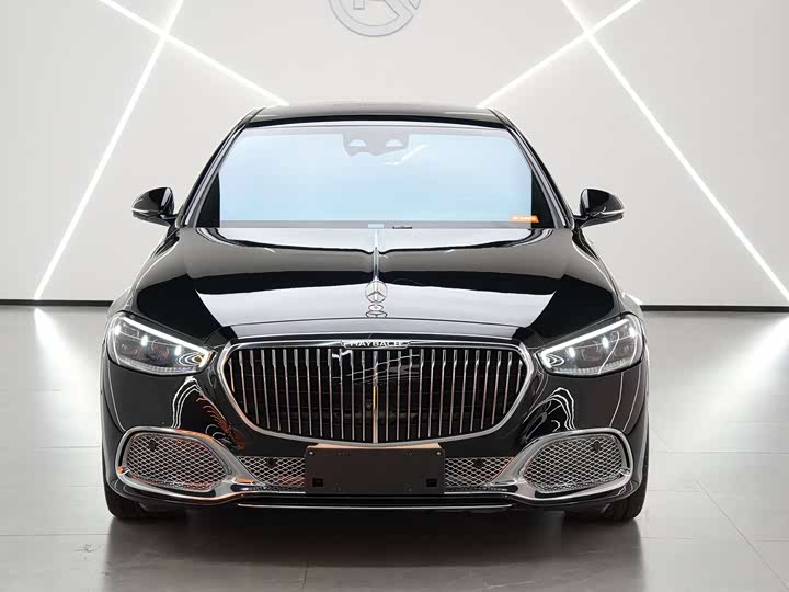 Фото 3 - Mercedes-Benz Maybach S-Class
