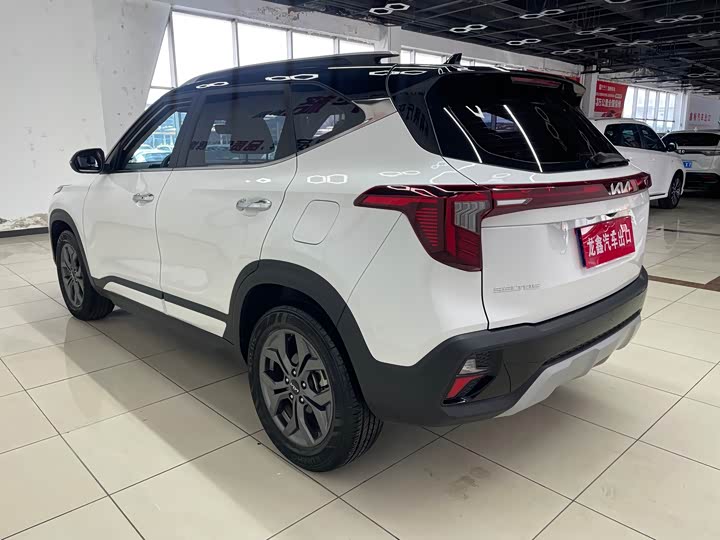Kia Seltos 2023 2023款 1.5L CVT豪华版