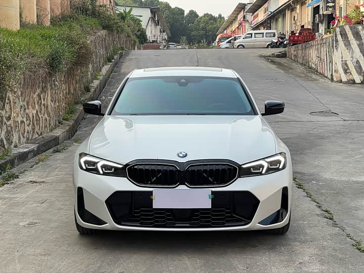 BMW 3 Series 2025 2025款 330Li M运动曜夜套装