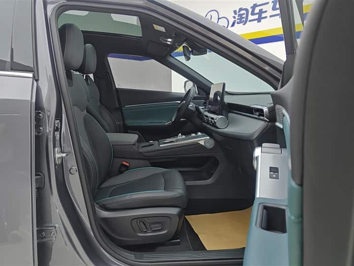 GAC Trumpchi Emkoo 2022 2022款 2.0ATK 双子星Max版