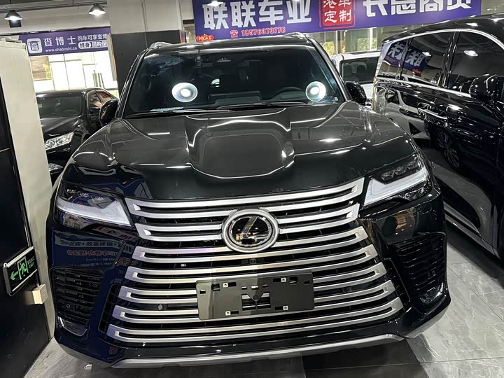 2025 Lexus LX
