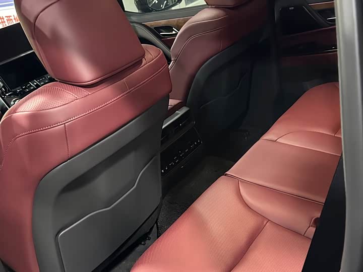 Lexus LX 2025 2025款 700h 领界版