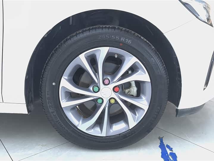 Zdjęcie 6 - Buick Verano