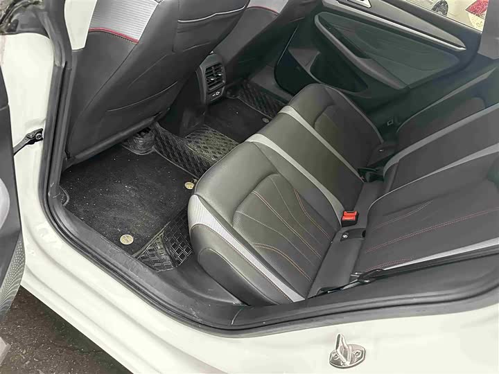 Volkswagen Lamando L 2022 2022款 凌渡L 280TSI DSG酷辣版