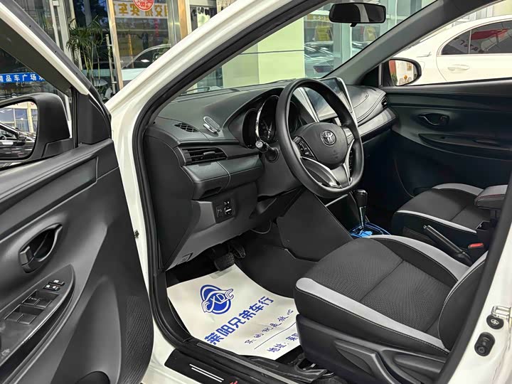 Toyota Yaris L Hatchback 2022 2022款 1.5L CVT领先PLUS版