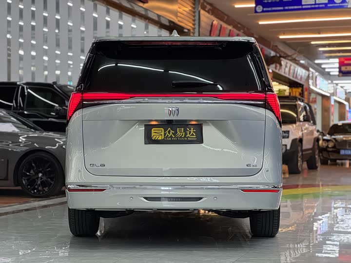 Buick GL8 ES 2025 2025款 陆尊 智享版