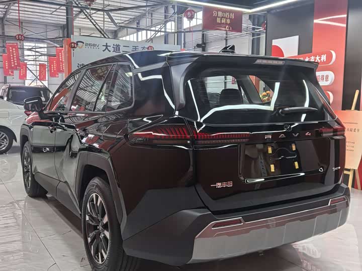 Toyota RAV4 2026 2026款 双擎 2.0L 两驱豪华版