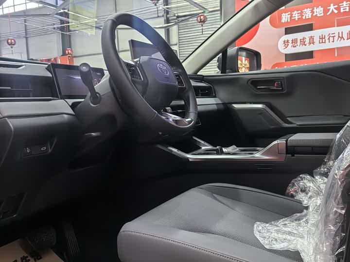 Toyota RAV4 2026 2026款 双擎 2.0L 两驱豪华版
