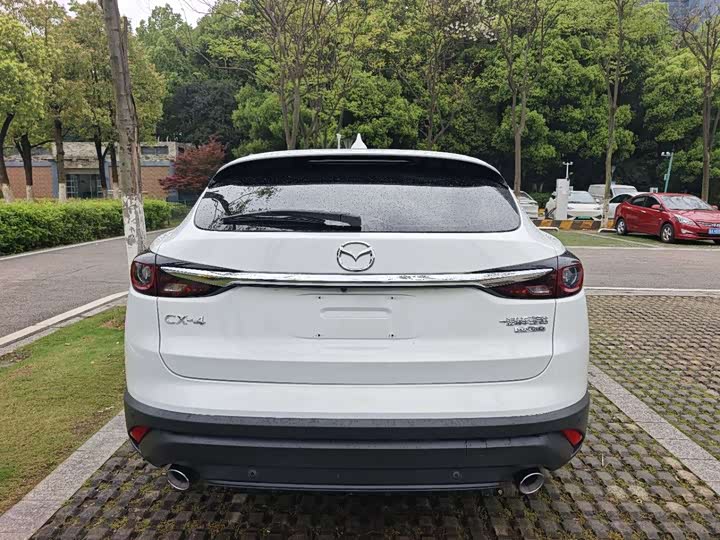 Mazda CX-4 2021 2021款 2.0L 自动两驱蓝天活力版