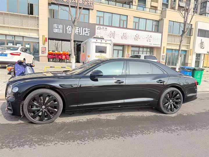 Bentley Flying Spur Hybrid 2022 2022款 2.9T V6 Hybrid