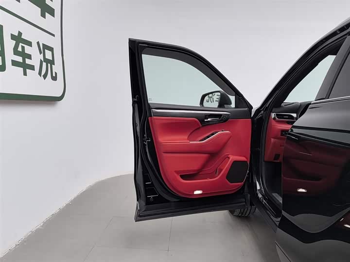 Фото 8 - Toyota Highlander