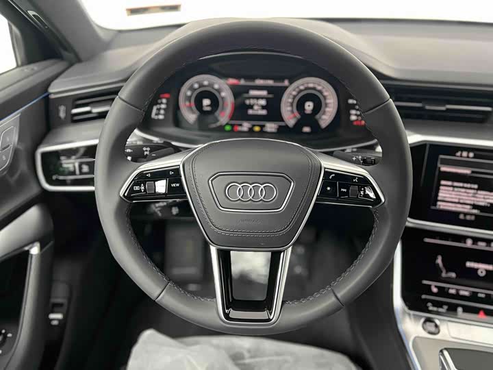 Audi A6L 2026 2026款 45 TFSI 臻选动感型