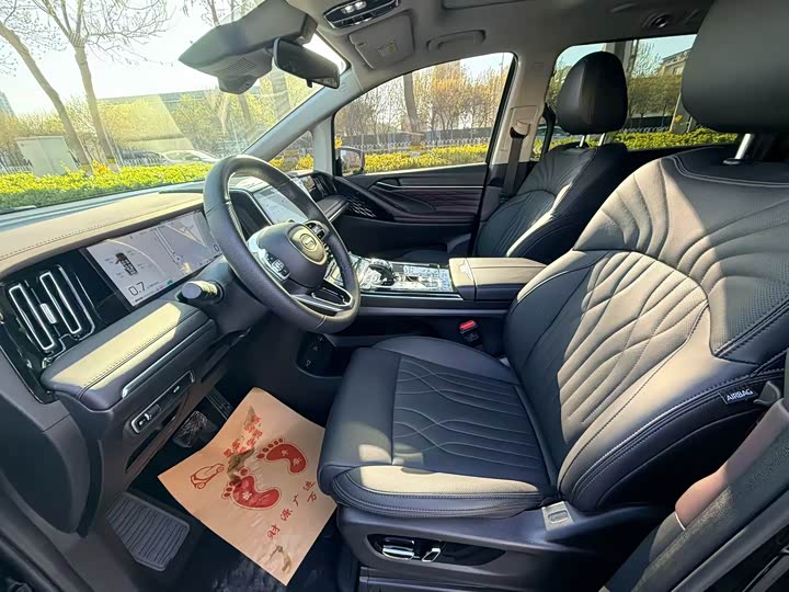 Фото 6 - GAC Trumpchi M8