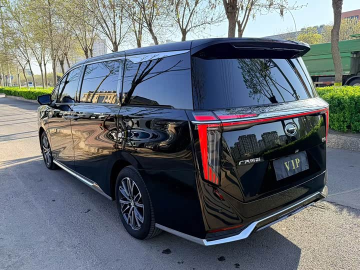 Фото 9 - GAC Trumpchi M8