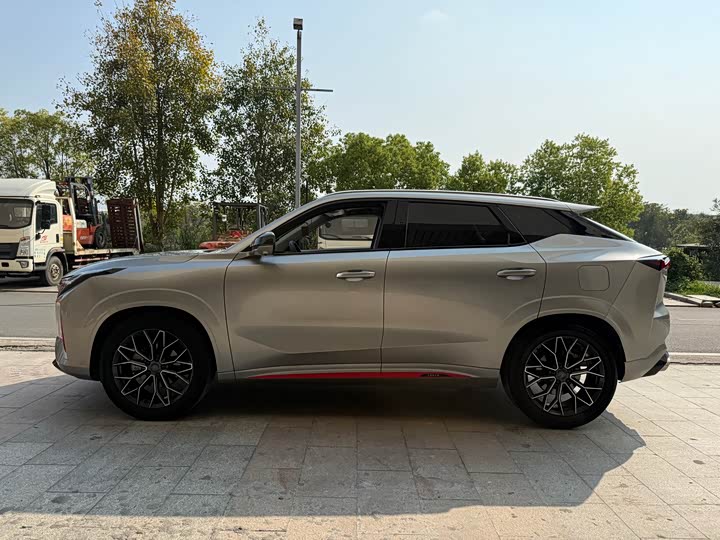 Changan Oshan Z6 2023 2023款 蓝鲸 1.5T DCT智领型