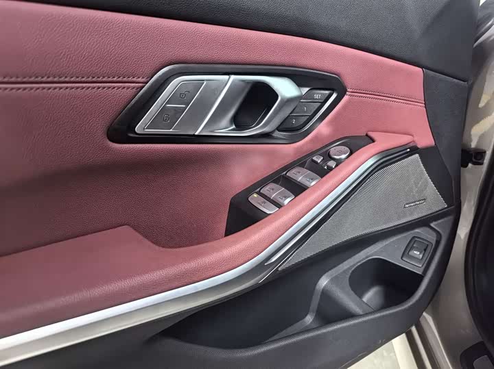 Фото 4 - BMW 3 Series