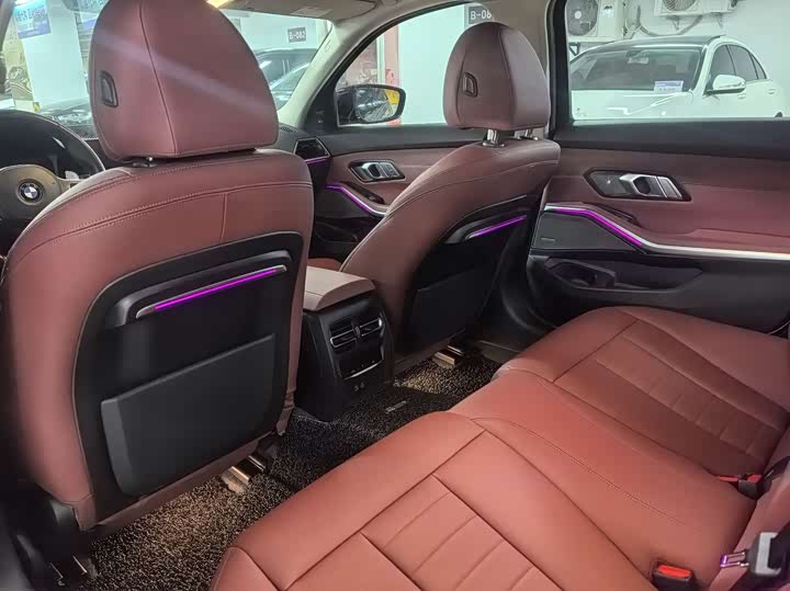 Фото 9 - BMW 3 Series