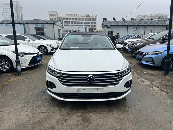 Фото 2 - Volkswagen Lavida