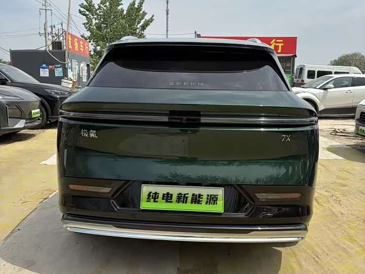 Zeekr 7X 2025 2025款 75kWh 后驱智驾版
