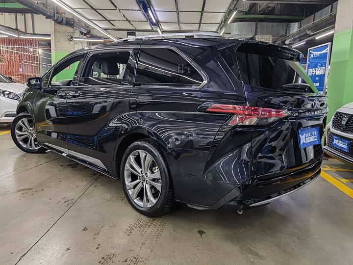 Toyota Sienna 2021 2021款 2.5L混动 铂金版