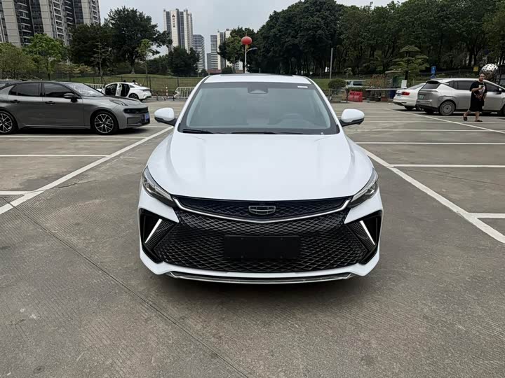Geely Emgrand L 2022 2022款 1.4T CVT尊贵型
