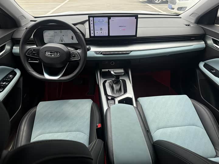 Geely Emgrand L 2022 2022款 1.4T CVT尊贵型