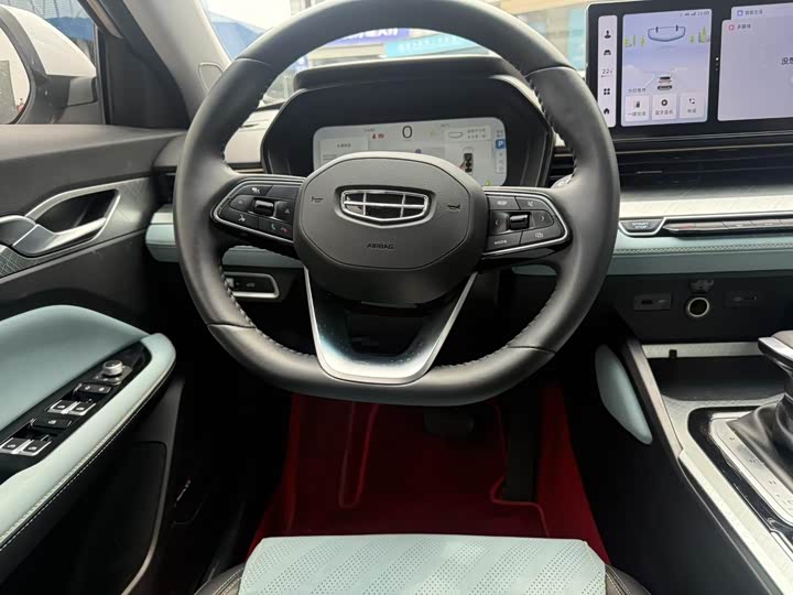 Geely Emgrand L 2022 2022款 1.4T CVT尊贵型