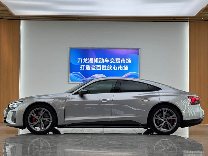 Audi e-tron GT 2023 2023款 基本型
