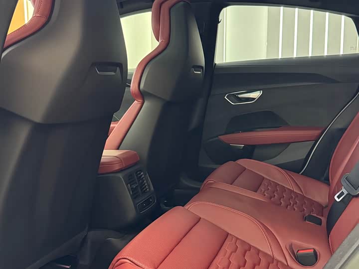 Audi e-tron GT 2023 2023款 基本型