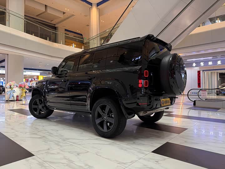 Фото 7 - Land Rover Defender