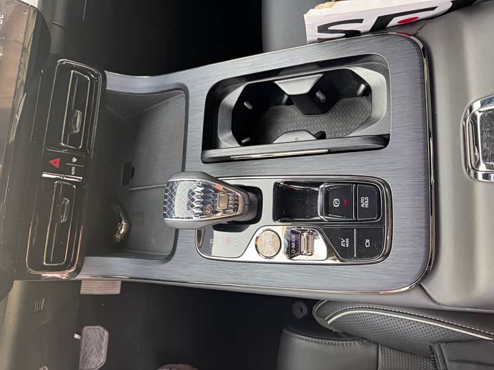 Фото 8 - GAC Trumpchi GS8