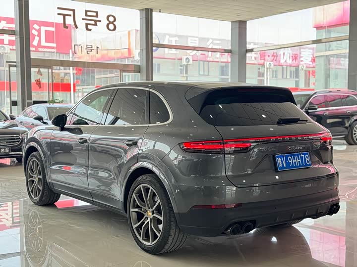 Zdjęcie 4 - Porsche Cayenne