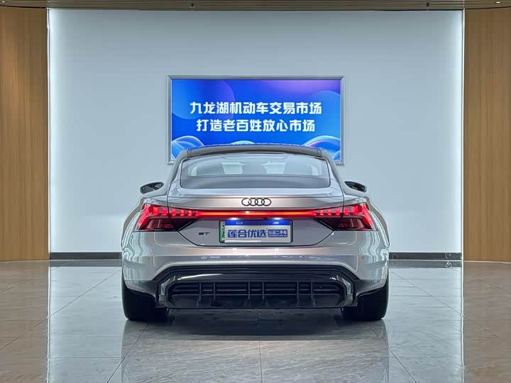 Audi e-tron GT 2023 2023款 基本型